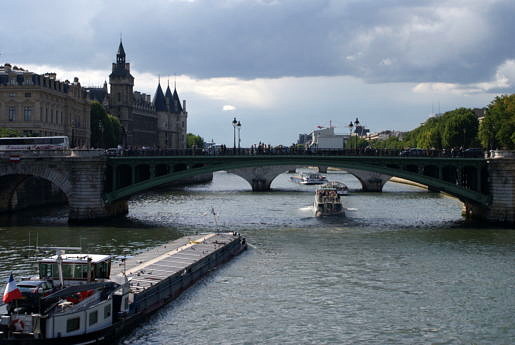 Parijs vanaf het water